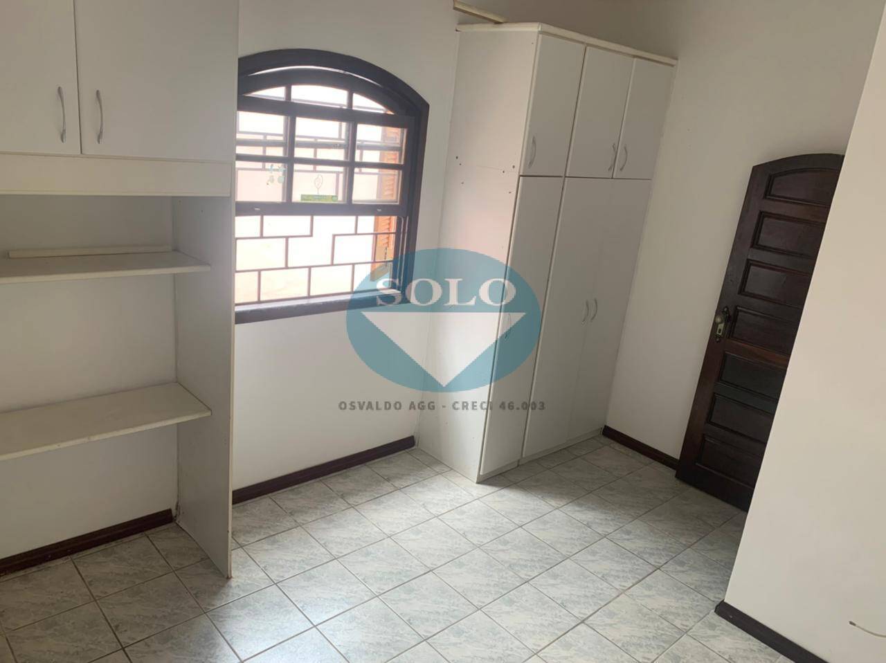 Casa à venda com 3 quartos, 250m² - Foto 10