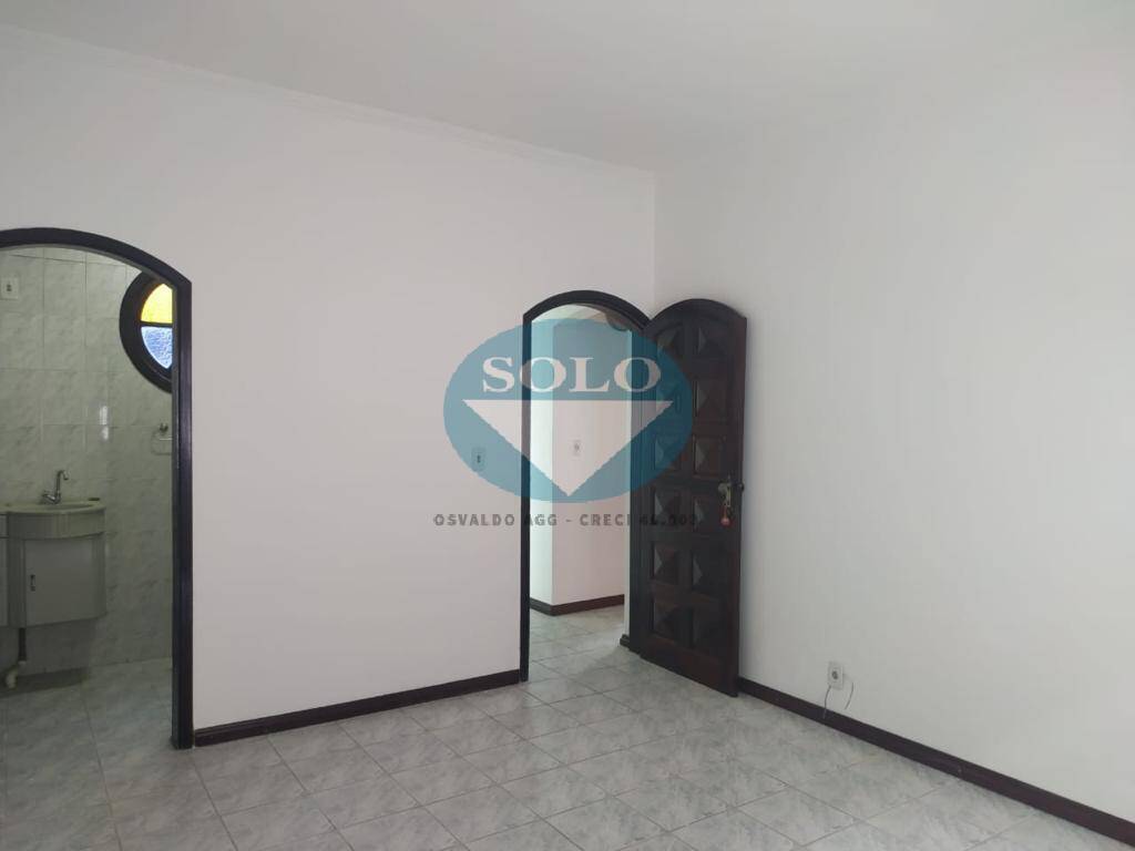 Casa à venda com 3 quartos, 250m² - Foto 18