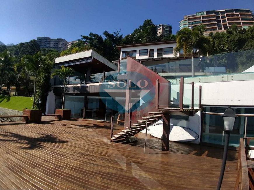 Casa à venda com 10 quartos, 900m² - Foto 59