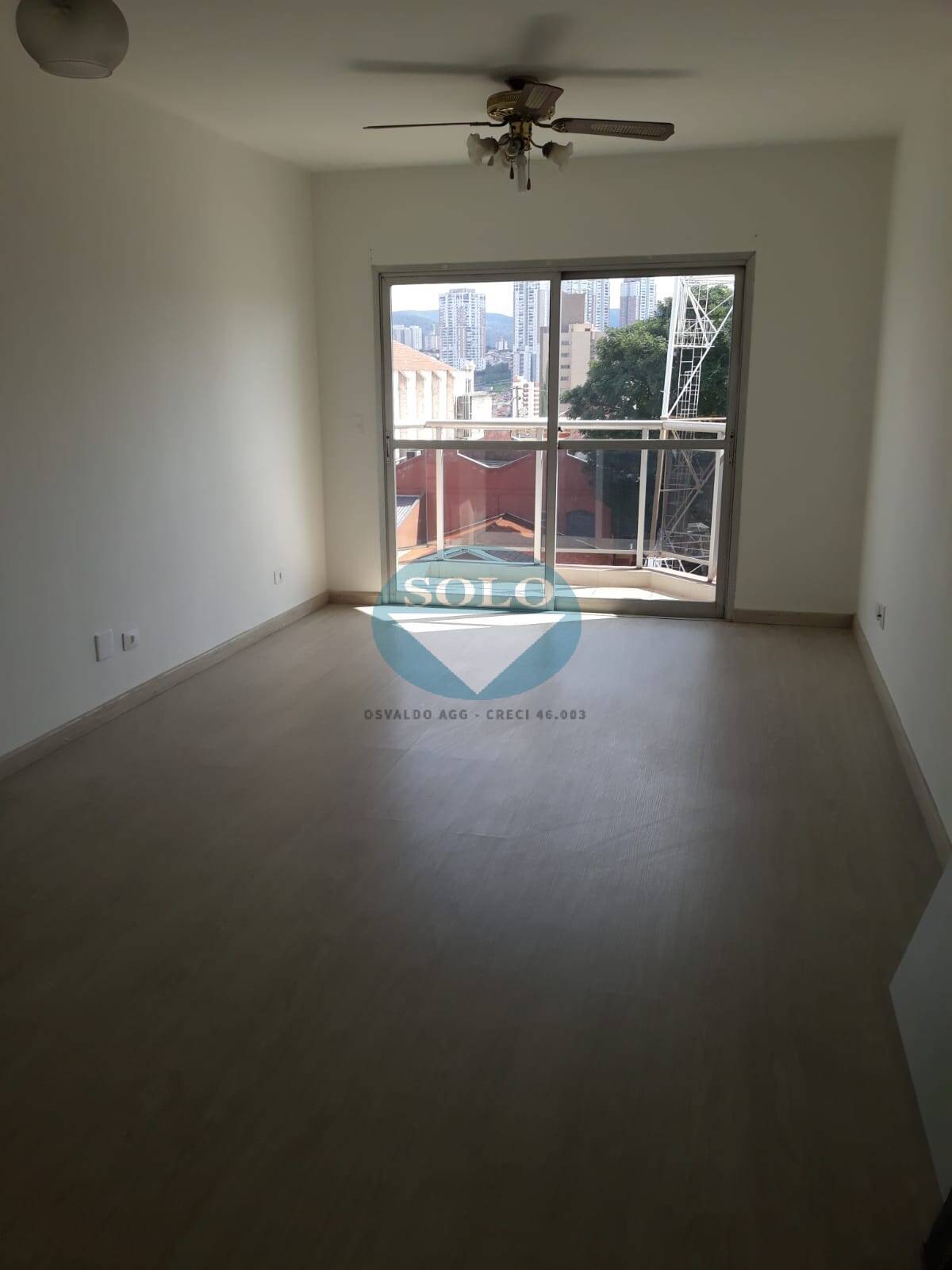 Apartamento à venda com 2 quartos, 90m² - Foto 1