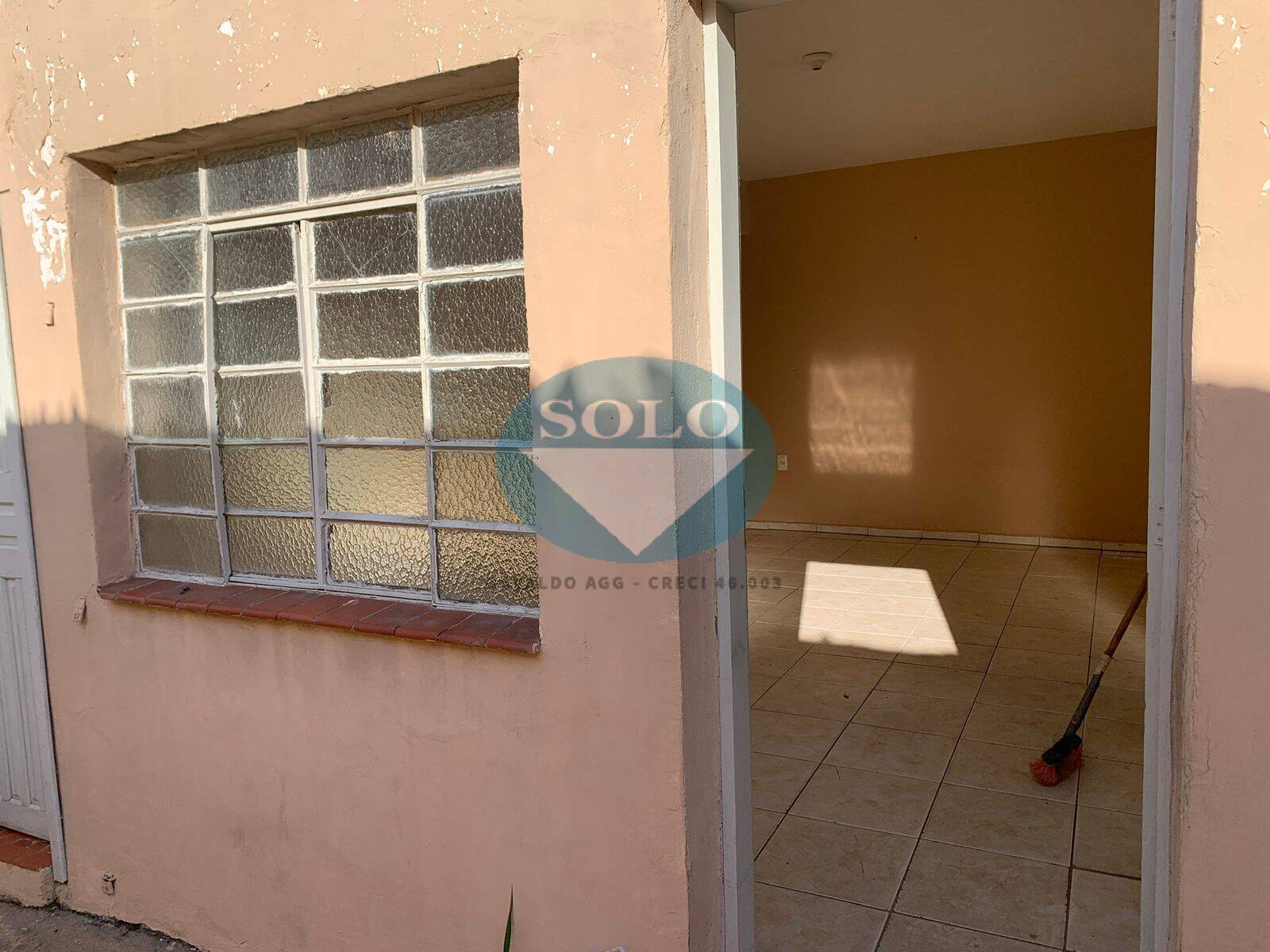 Casa à venda com 5 quartos, 200m² - Foto 2