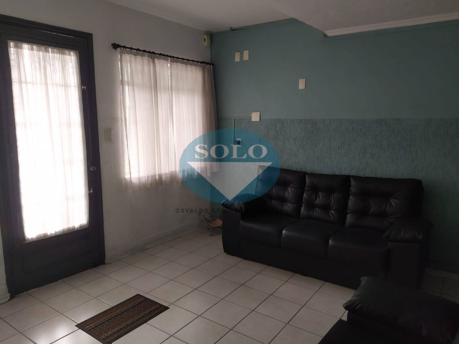 Casa à venda com 4 quartos, 90m² - Foto 1