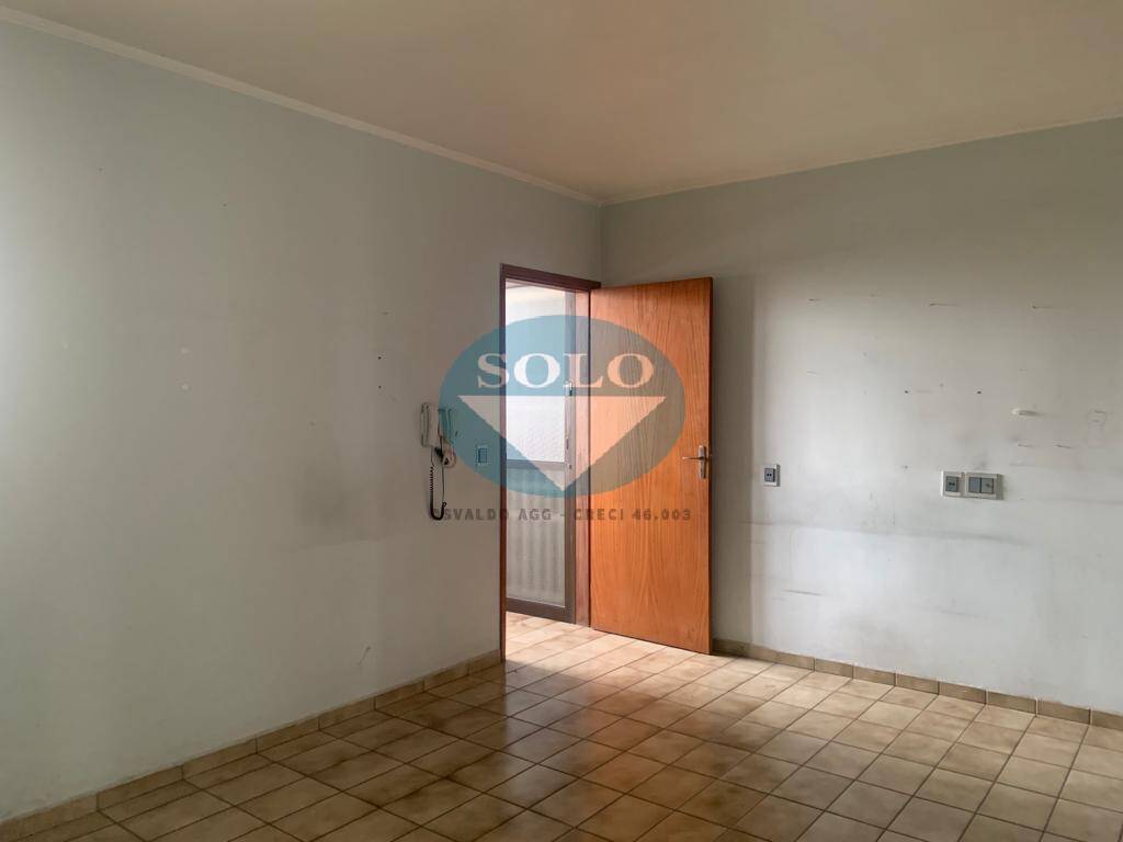 Apartamento à venda com 3 quartos, 154m² - Foto 4