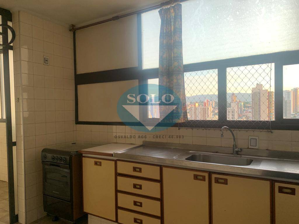 Apartamento à venda com 3 quartos, 154m² - Foto 7