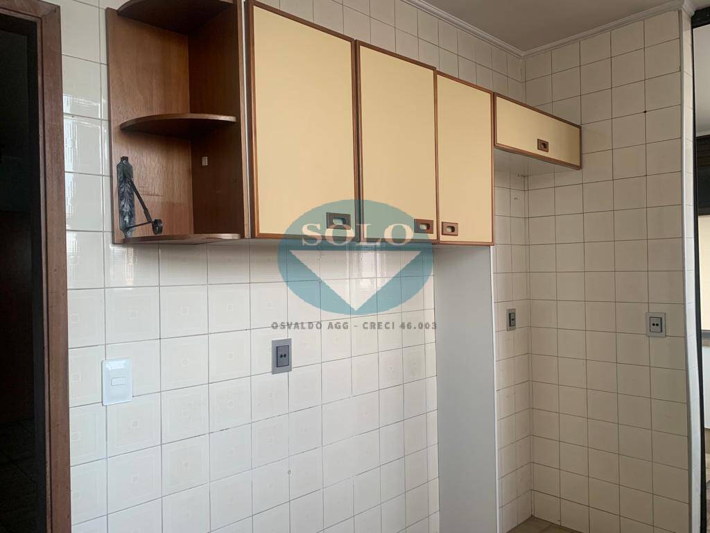 Apartamento à venda com 3 quartos, 154m² - Foto 6