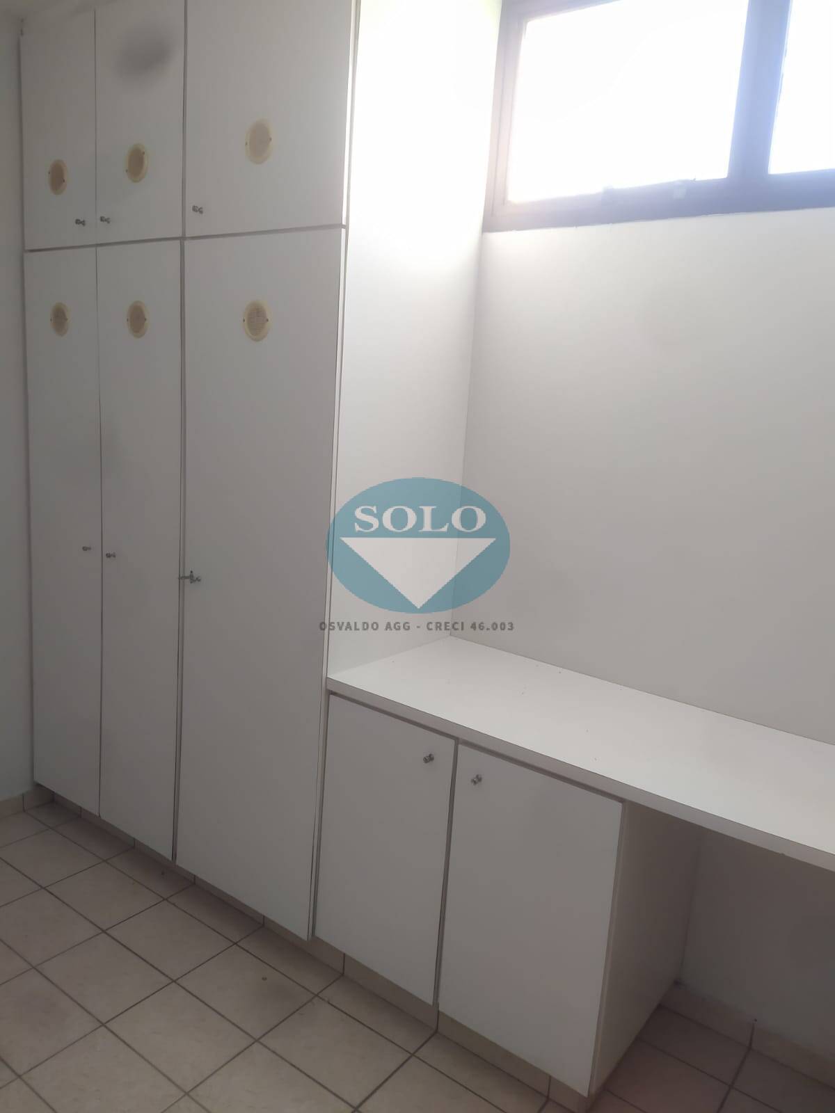 Apartamento para alugar com 3 quartos, 185m² - Foto 6