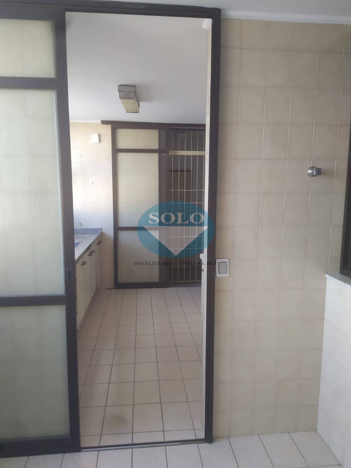 Apartamento para alugar com 3 quartos, 185m² - Foto 9